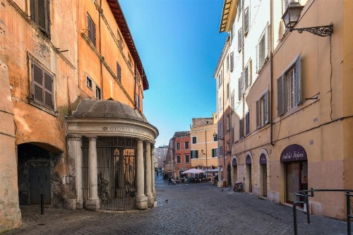 Loft by the Ghetto image 23